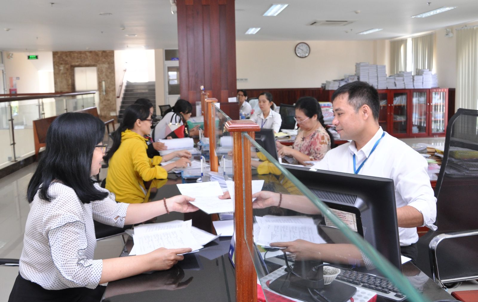 Thu ngân sách nhà nước 4 tháng đạt 645,4 nghìn tỷ đồng