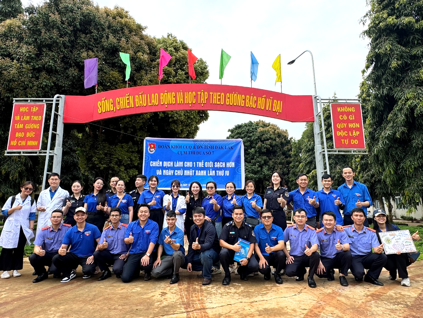 Chi đoàn Sở Tài chính cùng Cụm thi đua số 7 tổ chức các hoạt động hưởng ứng “Chiến dịch làm cho thế giới sạch hơn và Ngày Chủ nhật xanh lần thứ IV năm 2024”