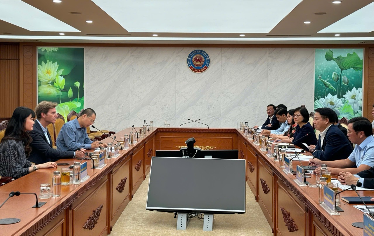 Giai đoạn 2025-2030: Bộ Tài chính tập trung nghiên cứu áp dụng công nghệ AI