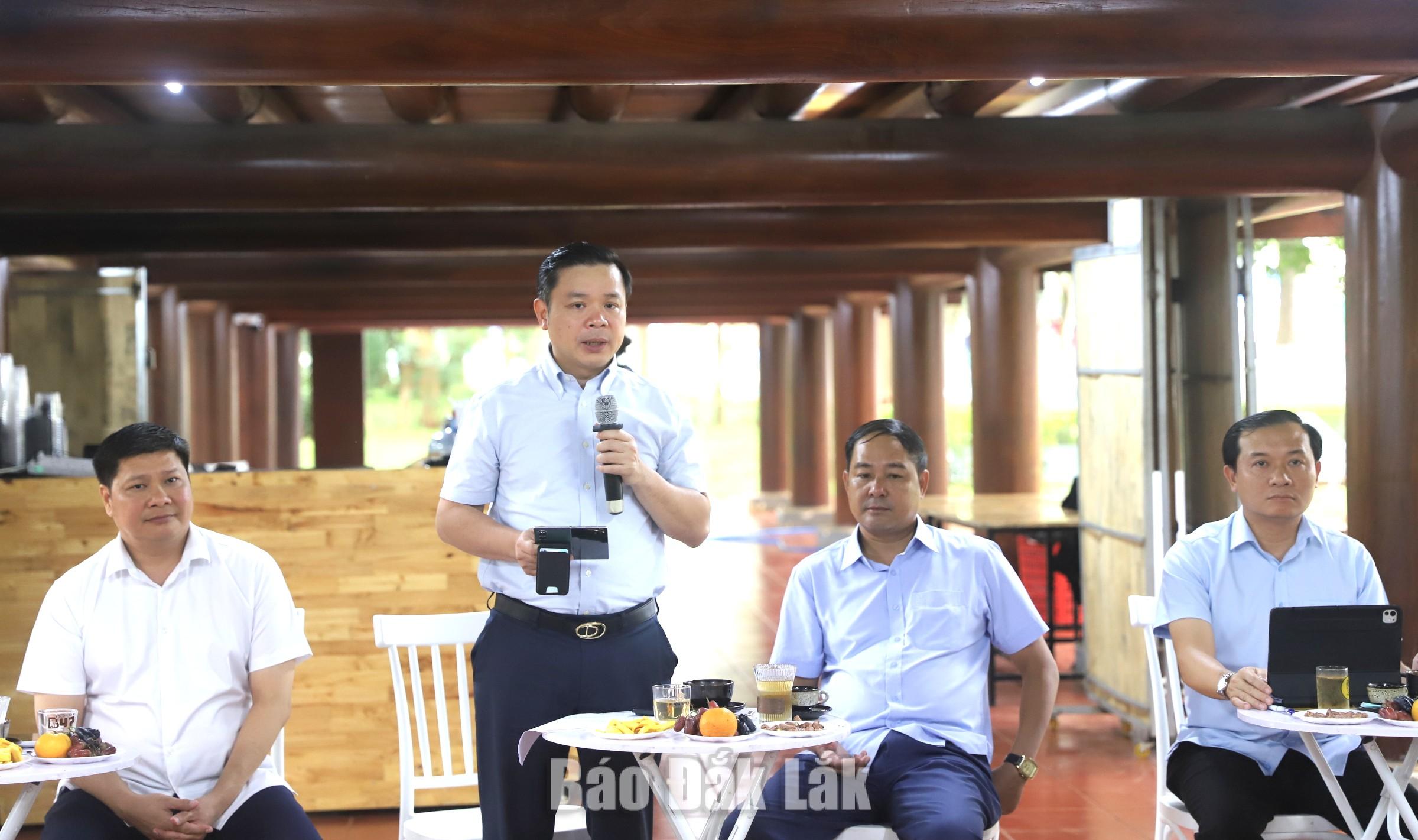 Chủ tịch UBND tỉnh Đỗ Hữu Huy dự Chương trình “Cà phê doanh nhân” về đổi mới sáng tạo và chuyển đổi số