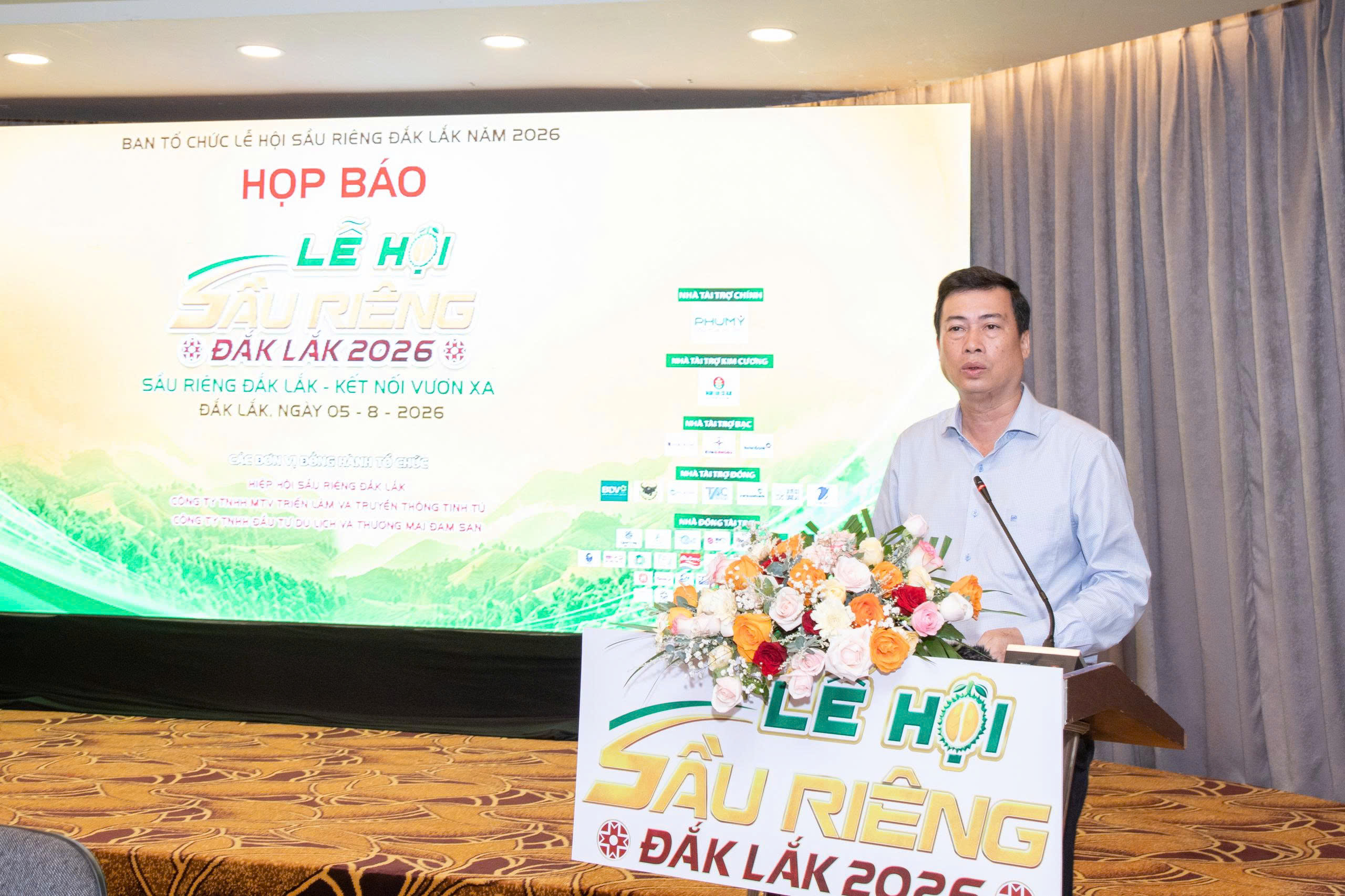 Họp báo 1.jpg