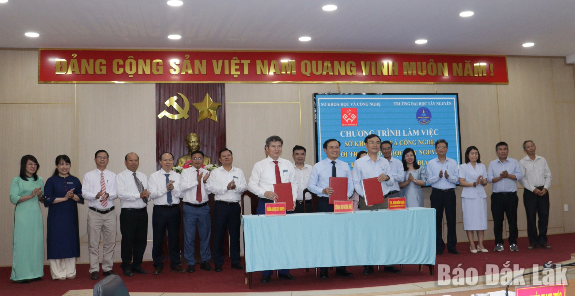 Những cái "bắt tay" trong khởi nghiệp đổi mới sáng tạo