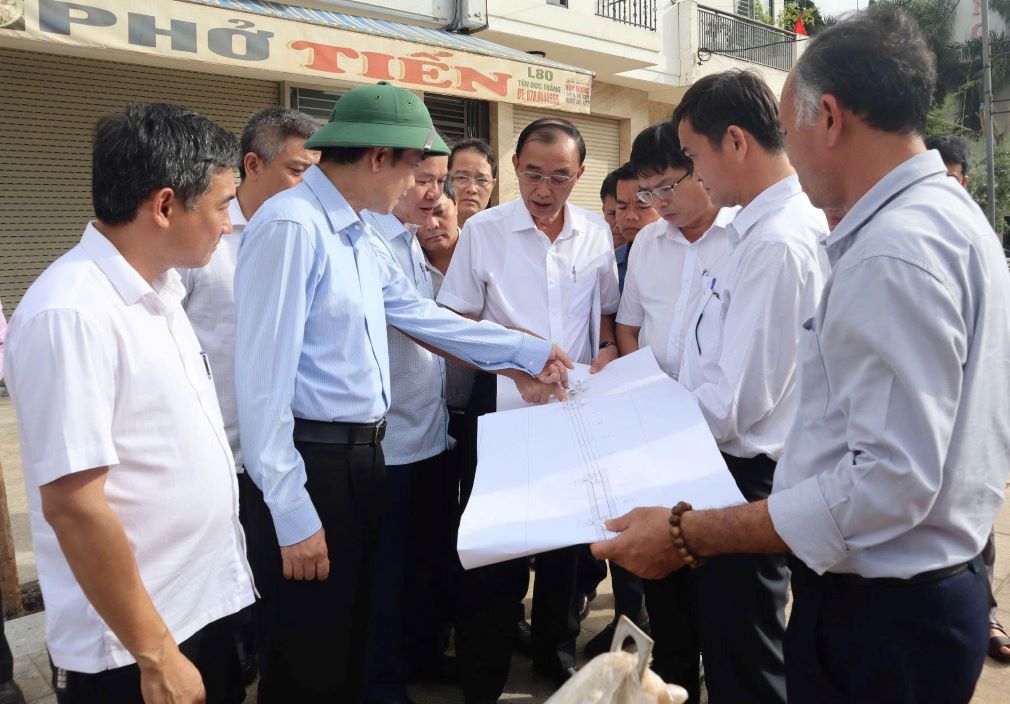 Chủ tịch UBND tỉnh Đắk Lắk kiểm tra loạt dự án trọng điểm