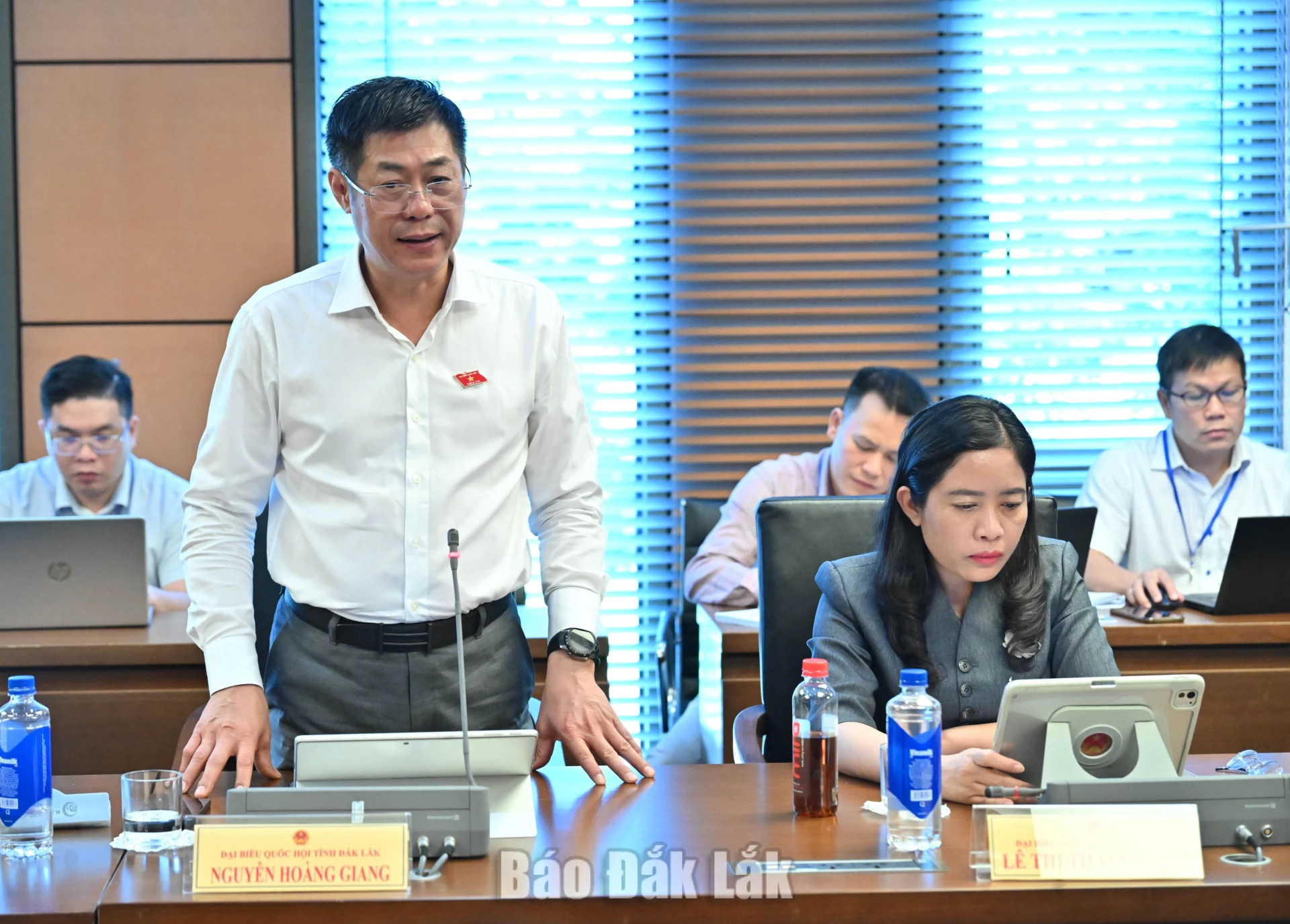 Kỳ họp thứ Hai, Quốc hội khóa XVI Đoàn ĐBQH tỉnh góp ý hoàn thiện dự thảo luật về môi trường, đầu tư